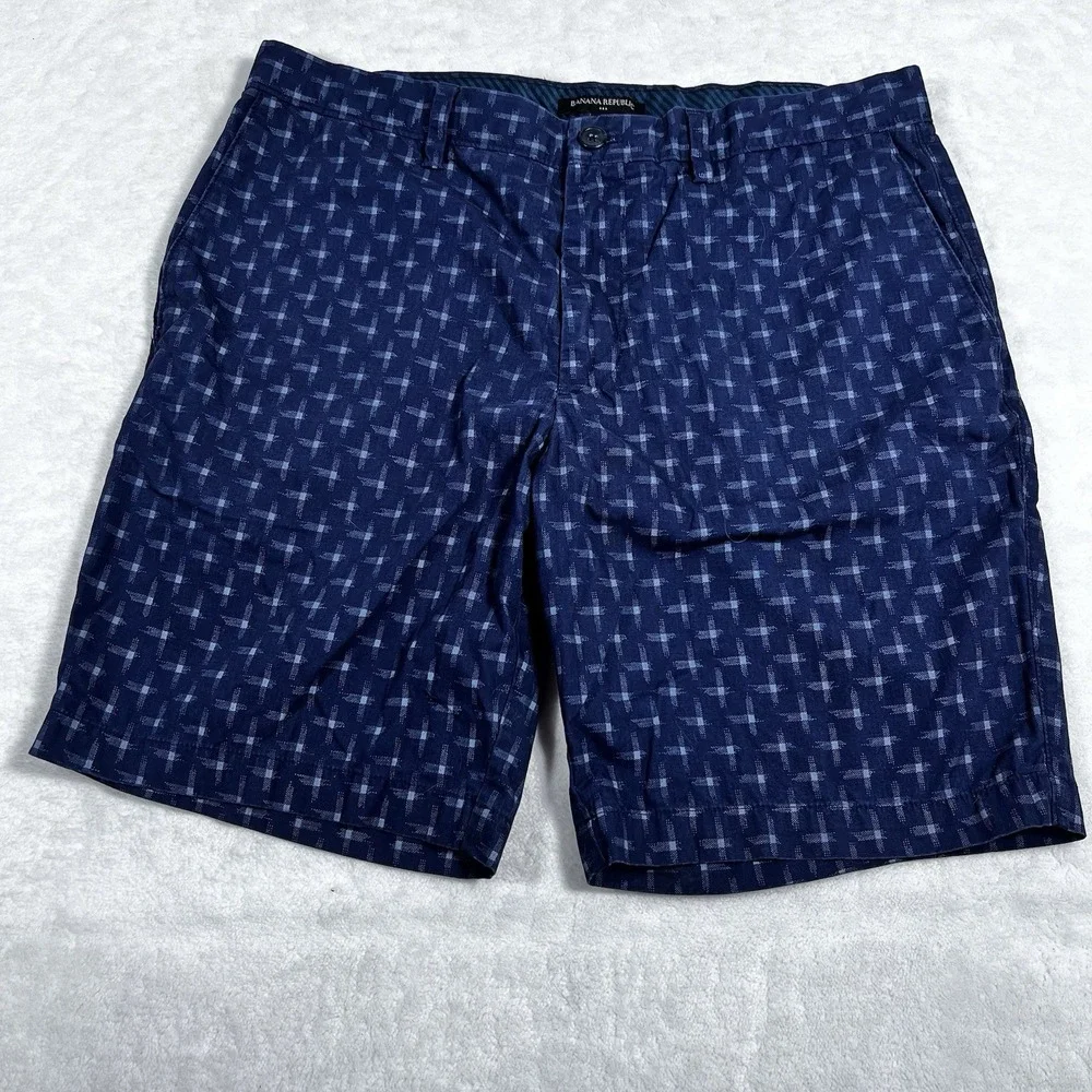 Banana Republic Shorts Mens 34 Blue Plaid Cross Pattern Chino‎ Preppy